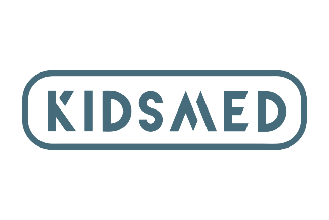 logo evelinamarket 261